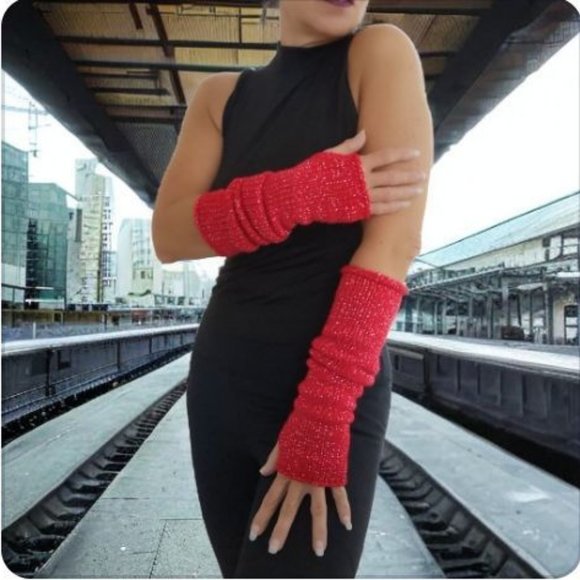 Red Silver Glitter Handmade Knitted Long Fingerless Gloves Valentines Gi… - Picture 2 of 11